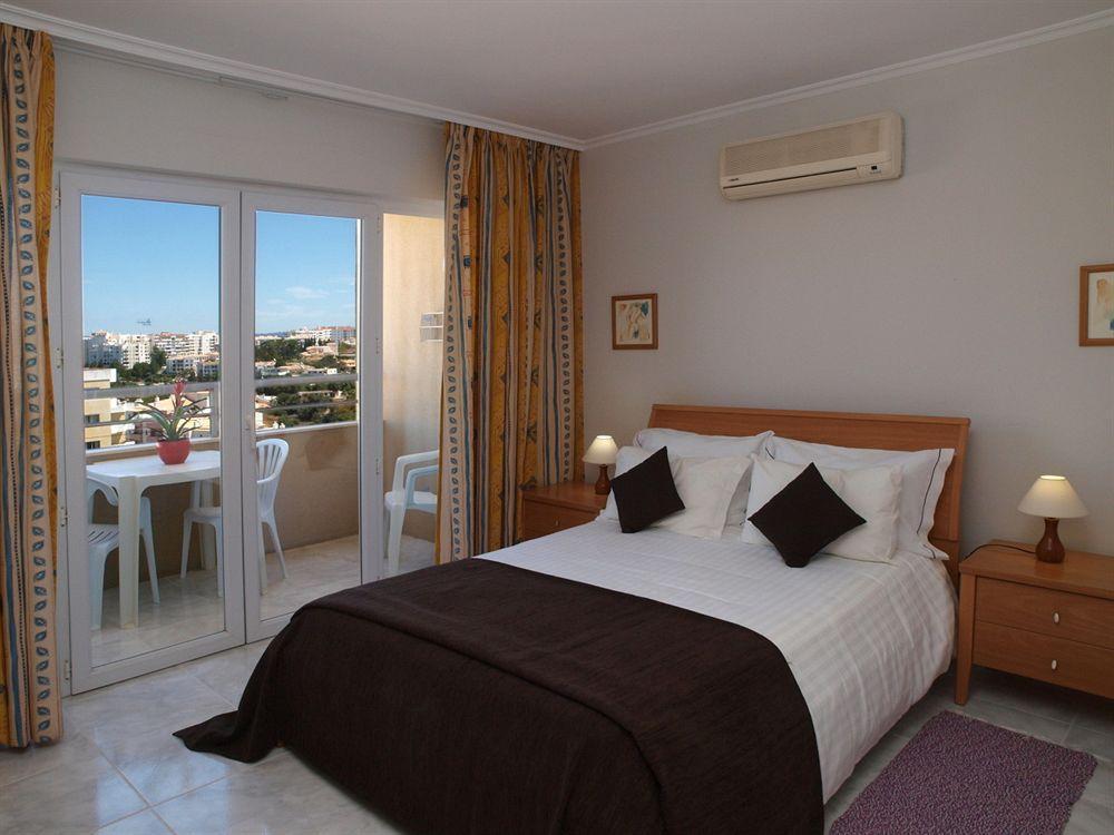 Apartamentos Jardins Da Rocha Portimão Eksteriør billede